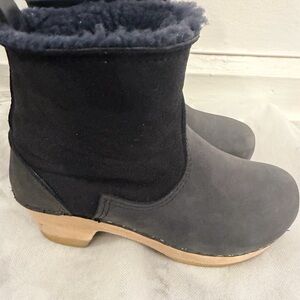 No. 6 Black Winter Boots with Wooden Sole